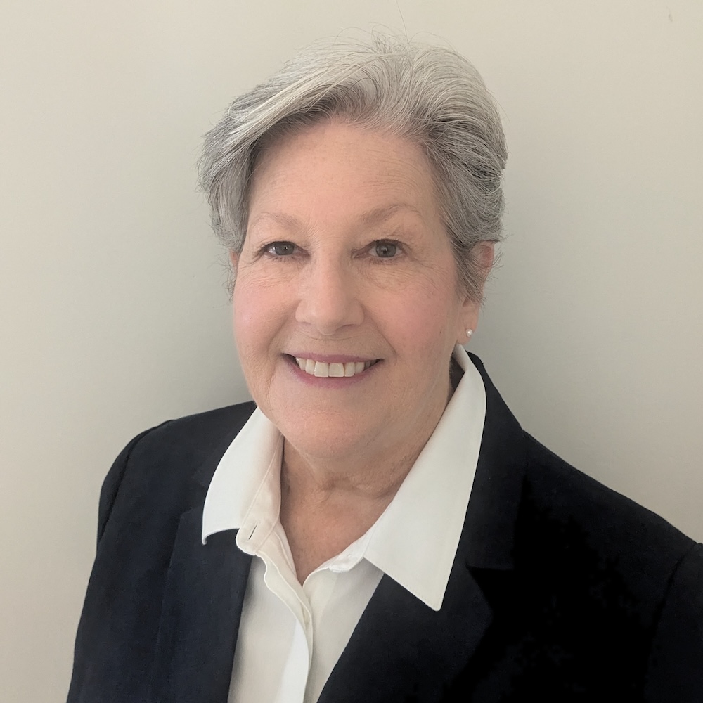 a headshot of maureen barnes