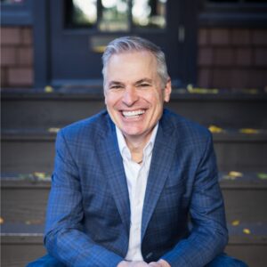a head shot photo of Patrick Lencioni
